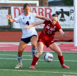 Big Reds, Patriots tie after each side makes a penalty kick